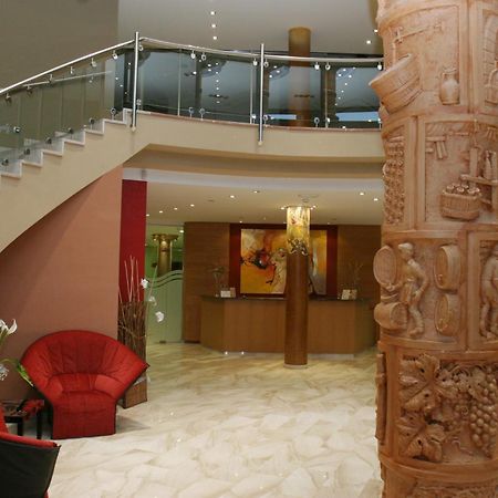 Hotel Fonda Neus Сан-Садурни-д'Анойя Экстерьер фото